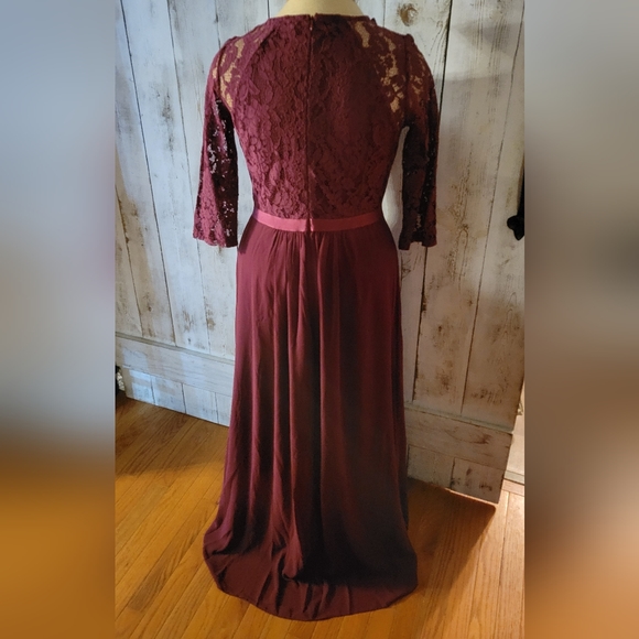 Formal Lace Split Side Maxi Dress - Picture 3 of 7